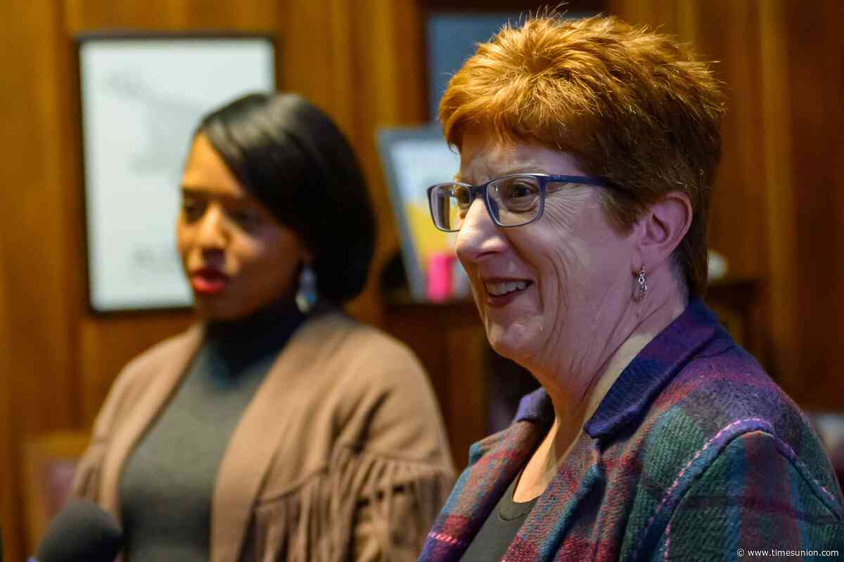 Churchill: Pictures help tell the story of Albany’s budget mess