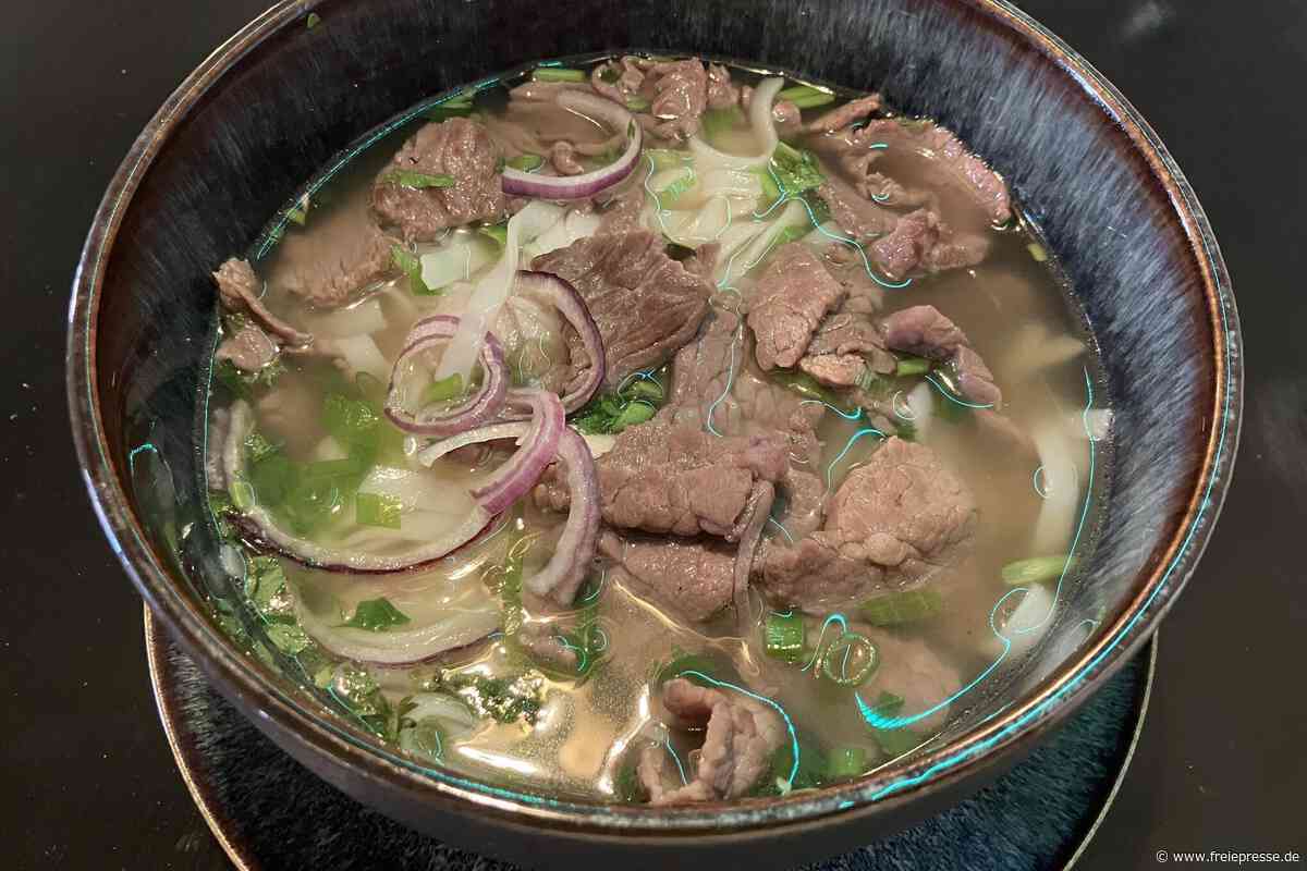 Restaurant „Hanoi“ im Erzgebirge eröffnet: So schmeckt das Essen und das kostet es