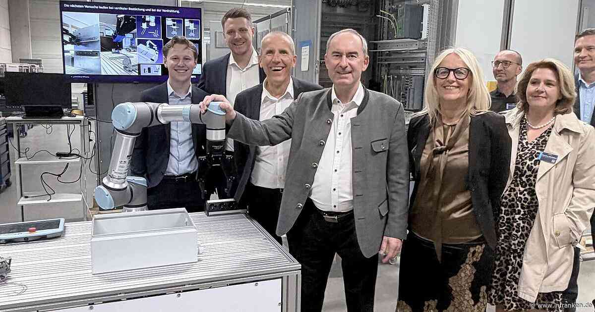 Aiwanger würdigt fränkisches Unternehmen für Mega-Investition