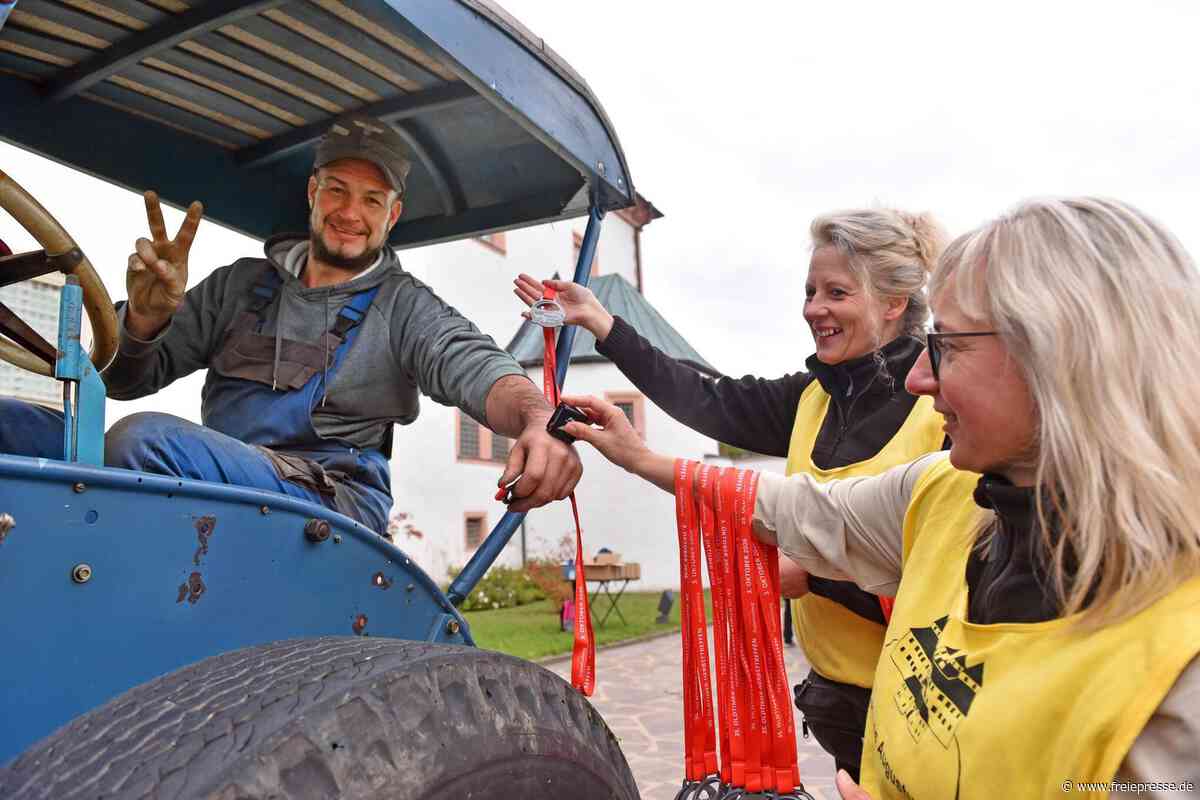 Augustusburg gehört motorgetriebenen PS-Gefährten