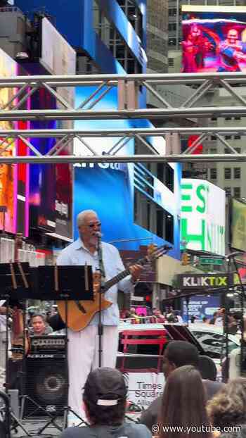 A summer filled with jazz 🎷✨ Thanks @jazzdotorg for bringing the music to #TimesSquare! #TSQLive