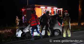 Auto botst tegen boom in Acquoy: veel hulpdiensten op locatie