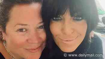 Claudia's stylist cashes in --with her 'round table glow-up bag'