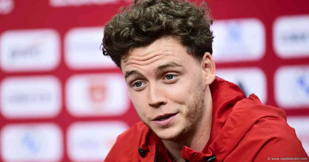 Maxim De Cuyper predikt realisme en spreekt grote bewondering uit voor twee collega-Duivels