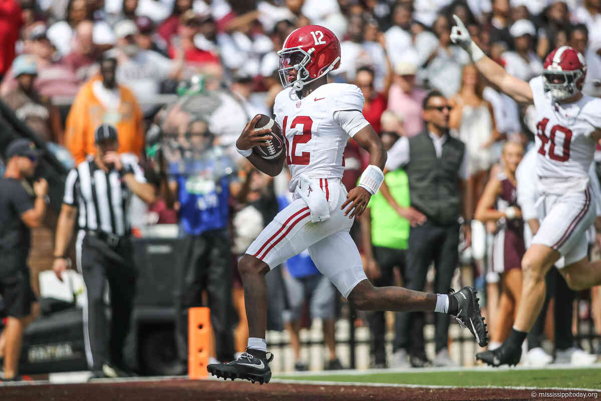 Crimson Tide makes short work of previously unbeaten Bulldogs and a hobbled Kamario Taylor