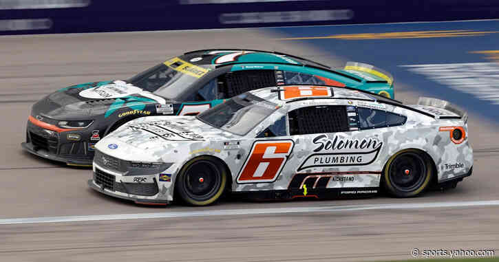 Drivers remember Kyle Busch before race at late Las Vegas star's hometown track