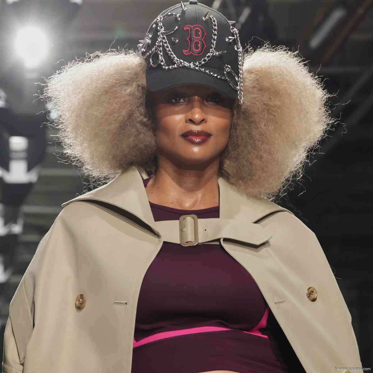 Ciara Flaunts Baby Bump While Rocking the Runway at Paris Fashion Week