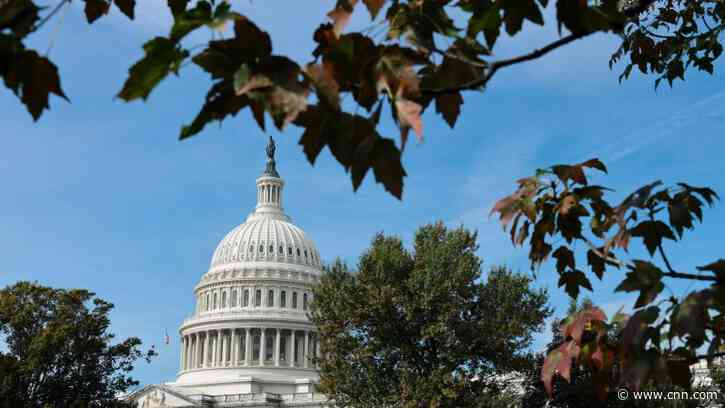 As Trump's approval rating drops, Republicans begin to lose confidence in midterms