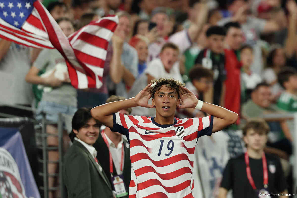 USMNT vs. Mexico live updates: Cavan Sullivan scores as Team USA beats Mexico 3-0