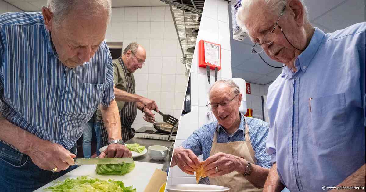 Hoe deze weduwnaars de draad weer oppakken door te koken: ‘Samen is ons heilige woord’