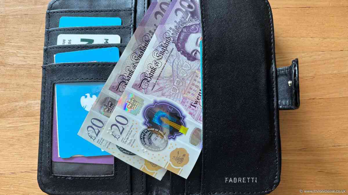 £460 winter cash for DWP claimants before Christmas - and not all are means-tested