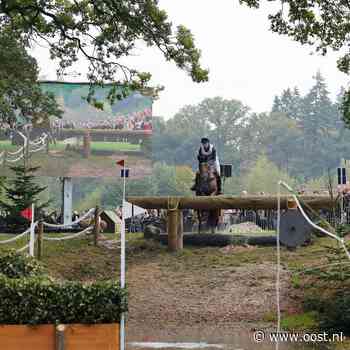 Lees terug | Krajewski behoudt leiding na spectaculaire en drukbezochte crosscountry