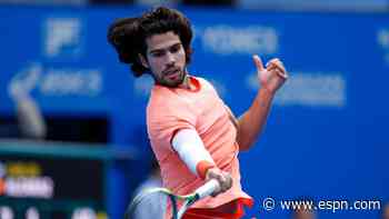 Alcaraz moves on to Tokyo semifinals after Shapovalov retires with injury