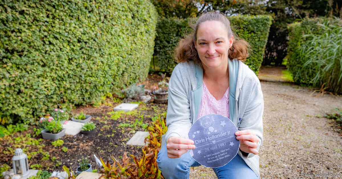 Jolanda ontdekt na 45 jaar graf van haar broertje en geeft hem alsnog de naam die hij nooit kreeg