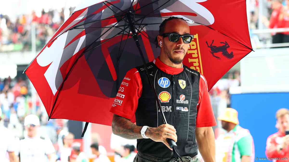 LIVE COVERAGE: Verstappen leads Bahrain GP in Malaysia