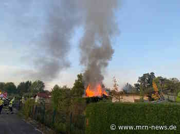 Landau – Gartenlaube in Vollbrand: Feuerwehr verhindert Übergreifen der Flammen