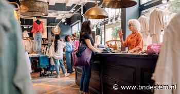 Kabinet wil van personeelskorting af, retailsector baalt: ‘Is belangrijke blijk van waardering voor ons personeel’
