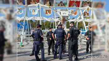 „Schwerer Betriebsunfall“ an Fahrgeschäft auf Oktoberfest: Mitarbeiter schwerst verletzt