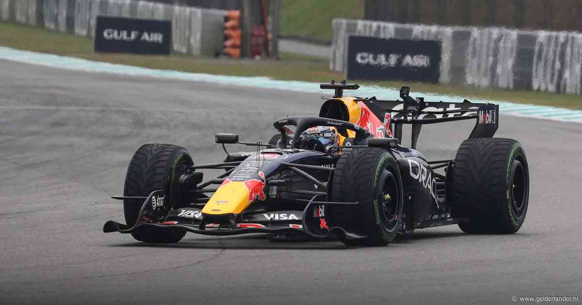 Verstappen pakt zijn eerste zege van het jaar! Nederlander maakt indruk en klopt Antonelli in bewogen GP Bahrein
