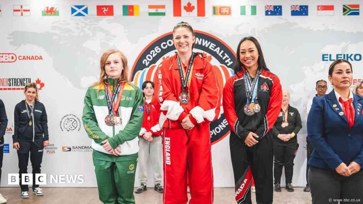 Commonwealth gold medal for student powerlifter
