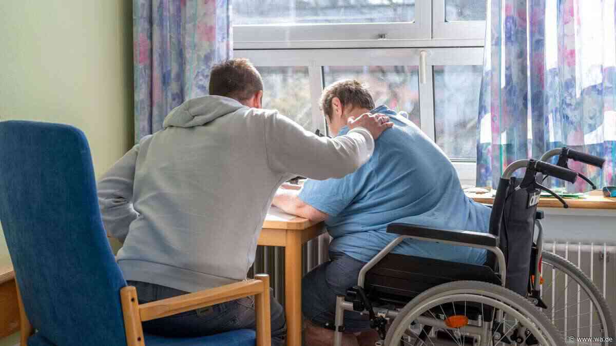 Studiert – und trotzdem Helfer: Wie Deutschland ausländische Fachkräfte ausbremst