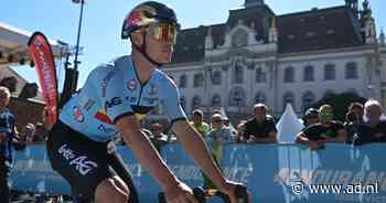 Nederlander in kopgroep met vijf renners, favoriet Evenepoel op jacht naar Europese titel