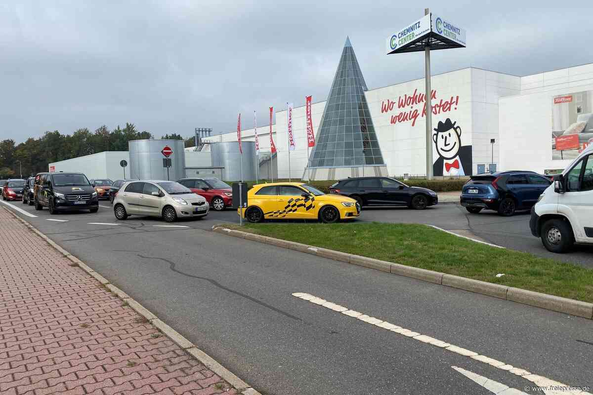 Wegen verkaufsoffenem Sonntag im Chemnitz Center: Stau auf A 4 und B 95
