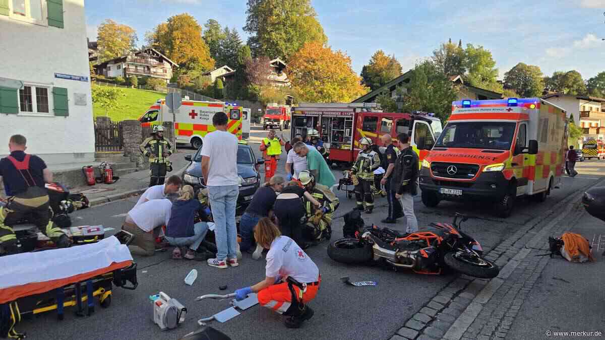 Skoda rammt in Tegernsee zwei Motorräder – Ortsdurchfahrt zwei Stunden komplett gesperrt