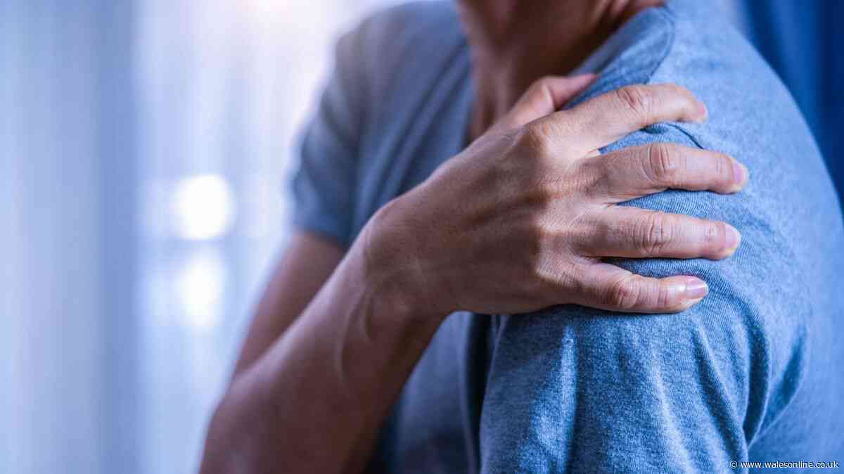 Right shoulder pain could be a symptom of 'silent killer' cancer