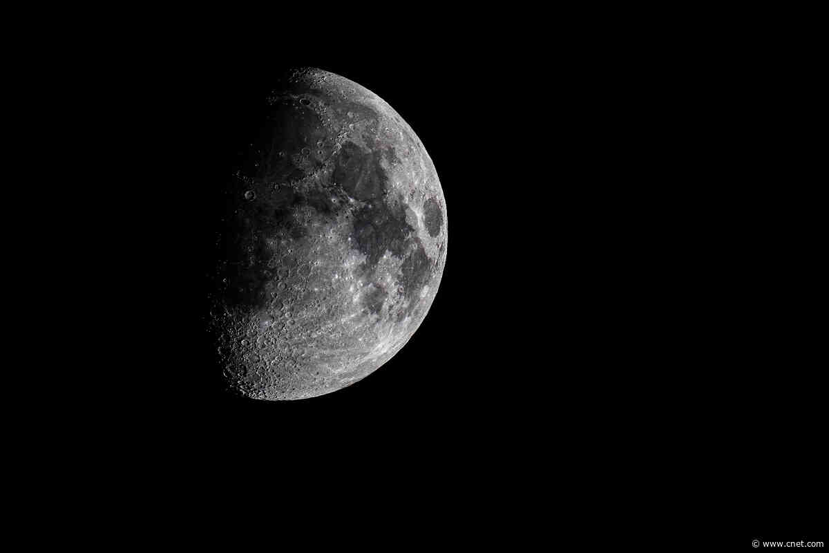 Why the Moon Is a Legal Wild West