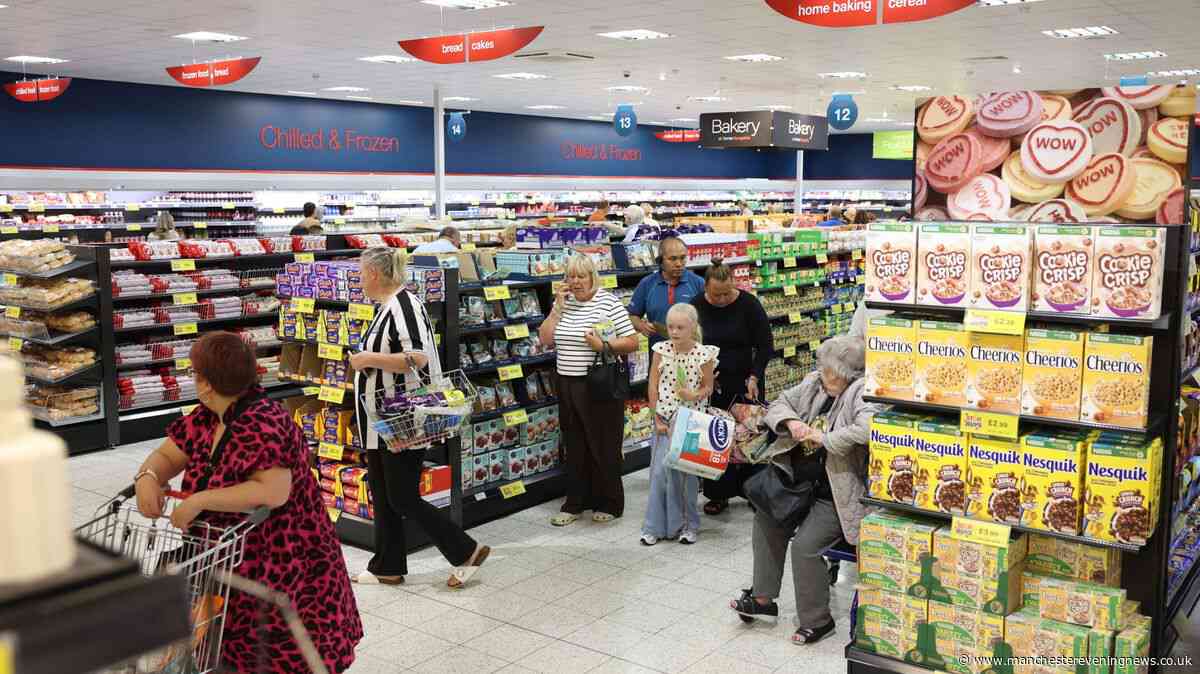 Home Bargains urgent 'do not eat' warning on two popular Christmas foods