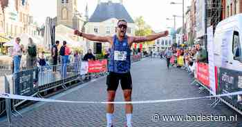 Van dichte mist bij de start naar een feestelijk onthaal bij de streep: Roosendaal omarmt zijn herfstklassieker