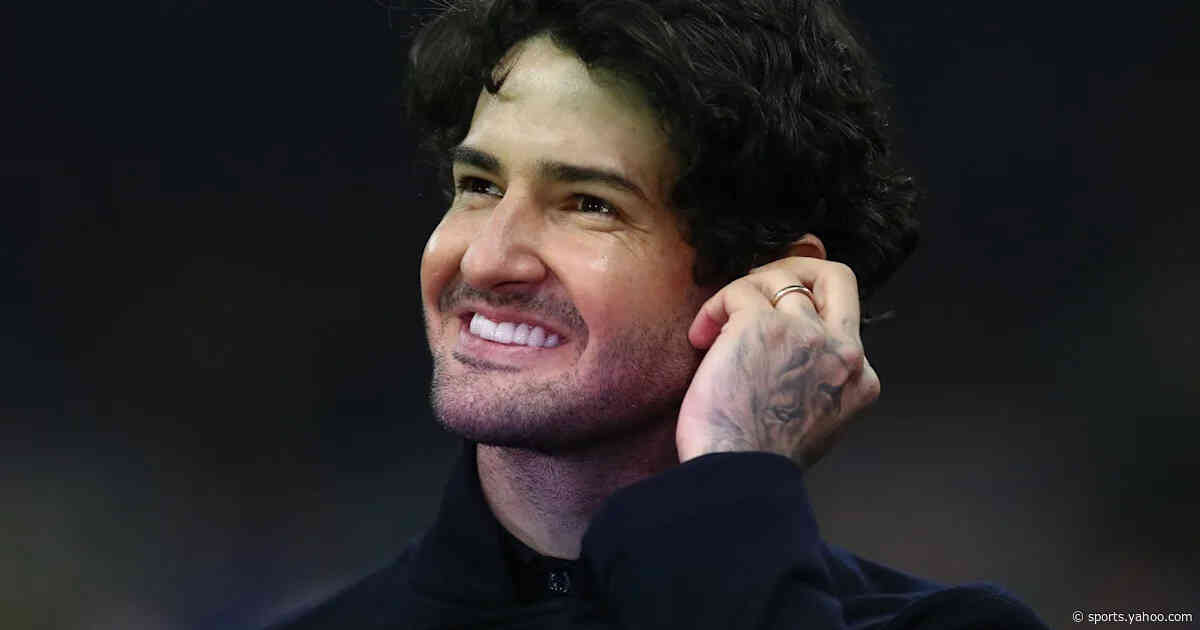 Former AC Milan striker urges Real Madrid ace to leave the club – “I think he needs a change”