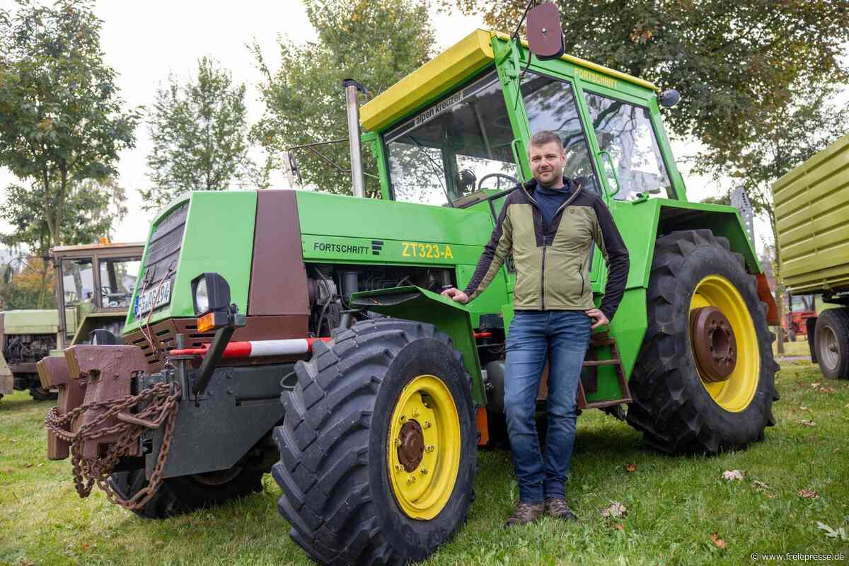 Sensen, Dengeln und Traktoren - die schönsten Bilder vom Ullersdorfer Dorffest