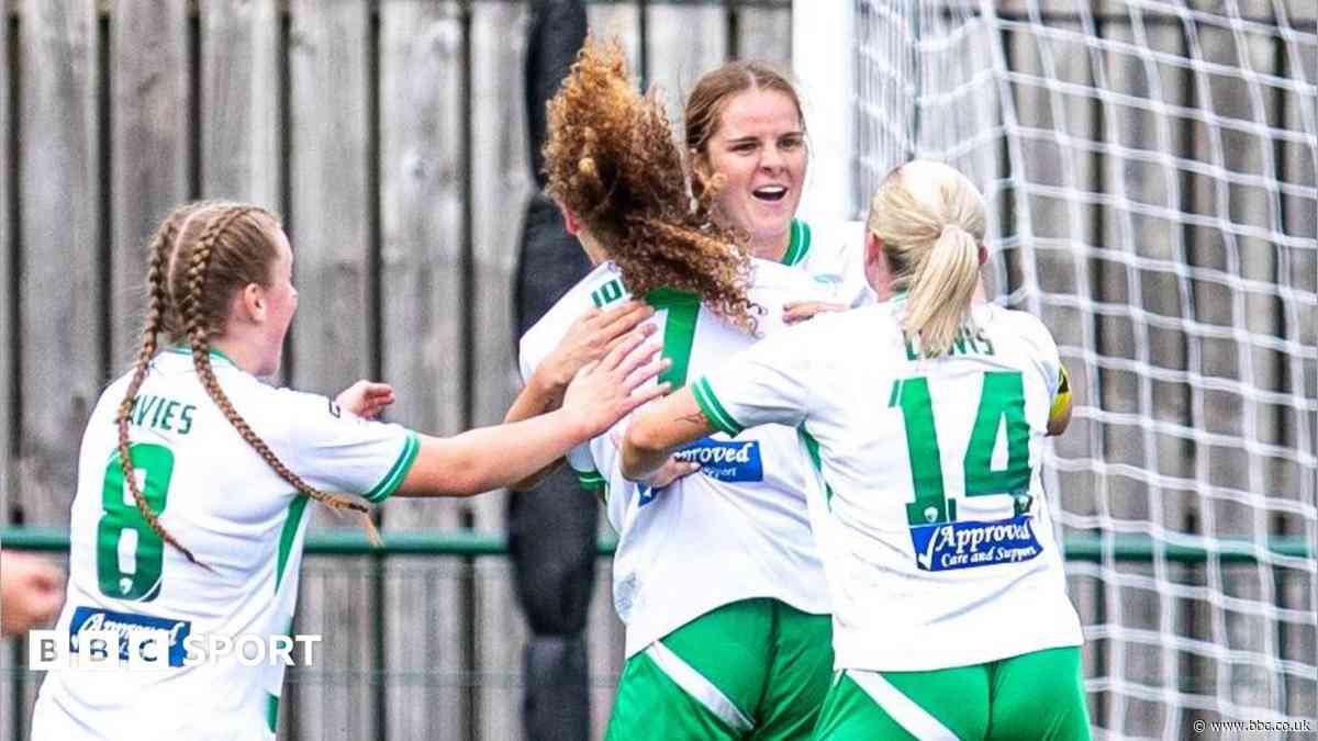 TNS score late winner to end Wrexham's 100% record