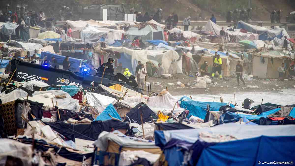Politie ontruimt grootste migrantenkamp op Ceuta vlak voor komst koningspaar