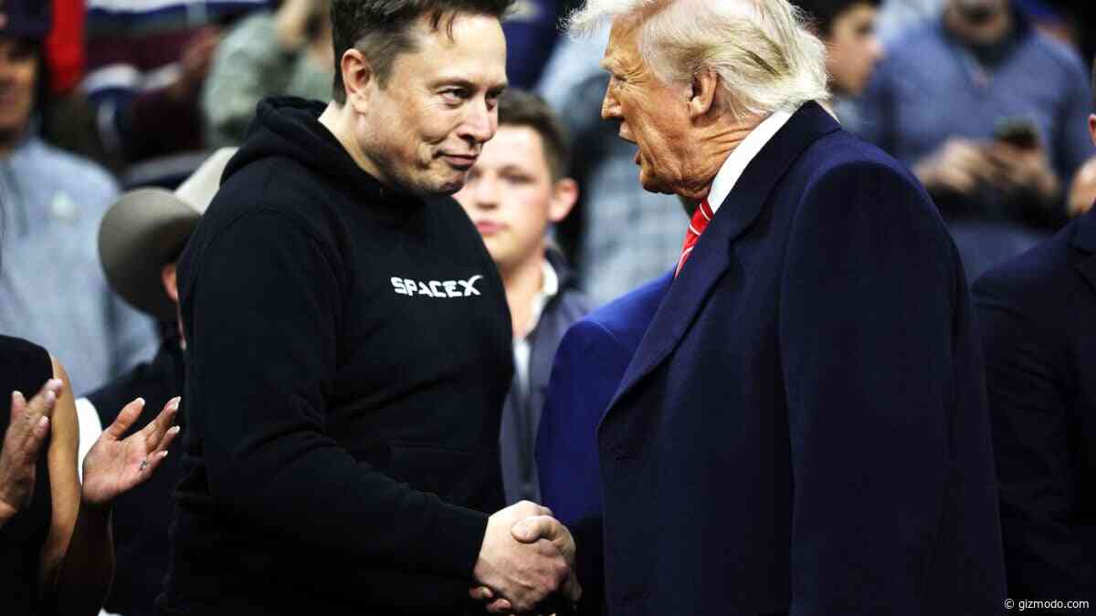 Elon Musk Fully Surrenders to Trump on ‘Super Intelligence’