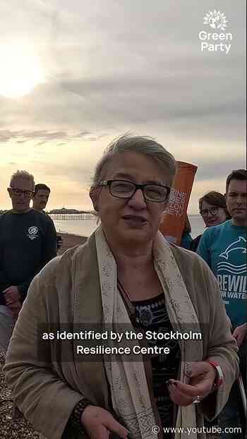 This morning, Natalie Bennett joined NGOs and Green volunteers on Brighton beach to help clear the w