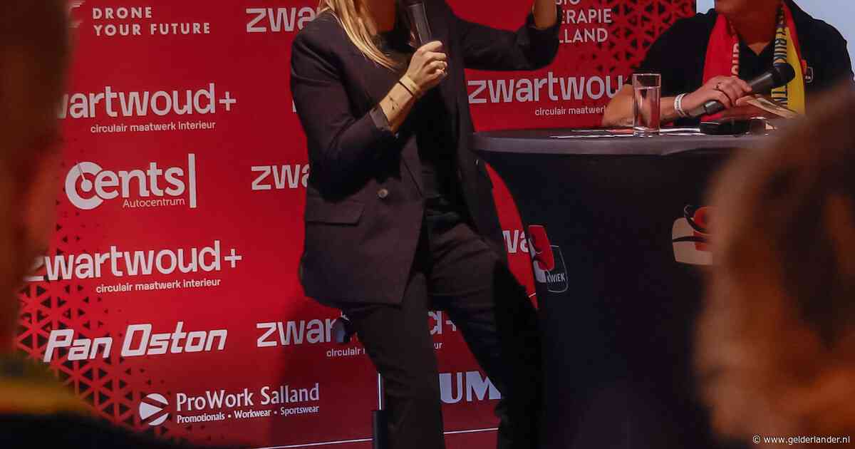 Zwangere Estavana Polman verlaat dit dorp na een avondje Europees handbal met een tastbare herinnering