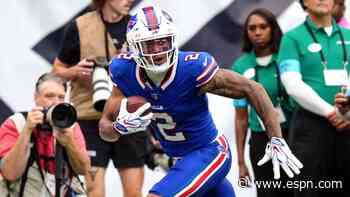 Bills WR Moore injures shoulder, unlikely to return vs. Patriots