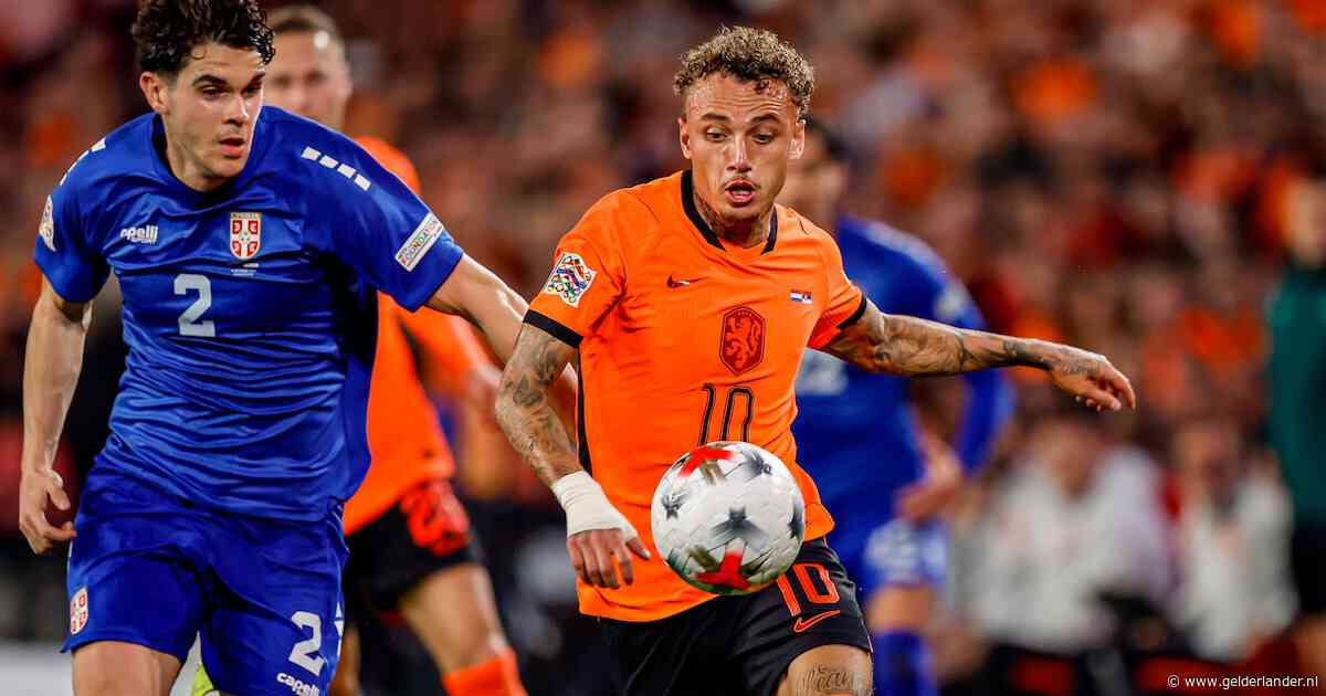 LIVE Nations League | Lang laat zich zien in openingsfase tegen Servië, schot van spits Meerdink gaat over