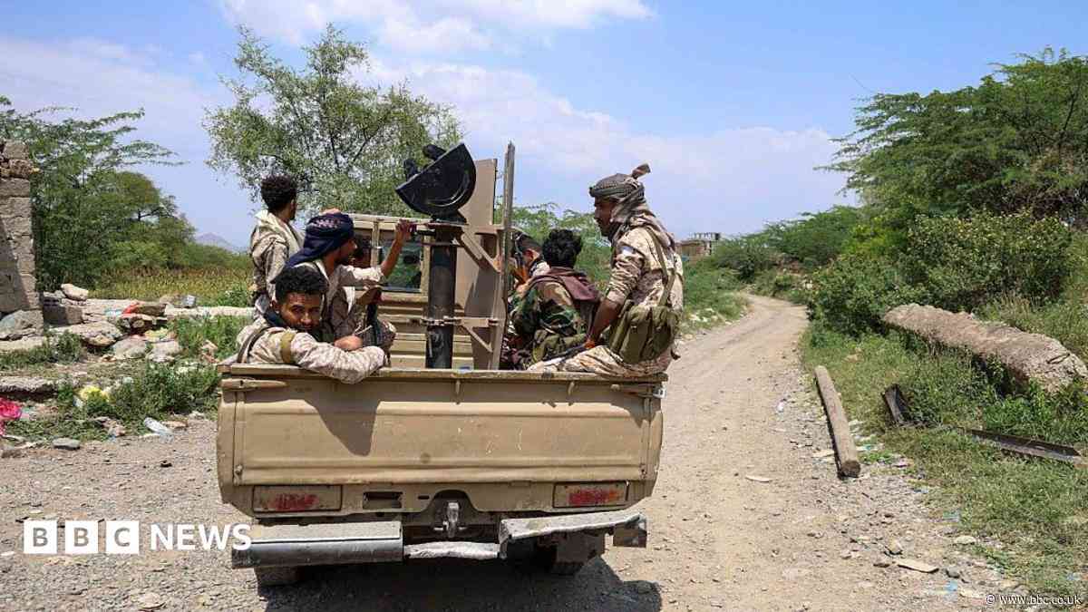 Yemen's government announces all-out war to reclaim land from Houthis
