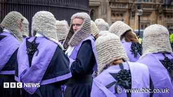 Courts backlog will fall despite scrapping of jury trial plan, minister says
