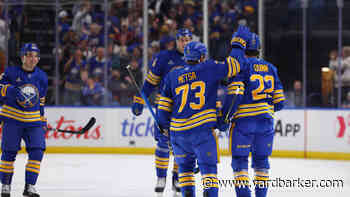 Recap: Blackhawks squander third-period lead, fall in Buffalo 4-3