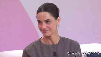 Amanda Peet Reveals First ‘Weird’ Sign of Breast Cancer. It Wasn’t a Lump