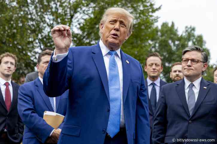 Trump apunta a la victoria de Flávio Bolsonaro como pieza clave para consolidar su influencia en América Latina