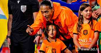 Virgil van Dijk emotioneel na zijn 100ste interland: ‘In de kleedkamer had ik het best wel moeilijk’