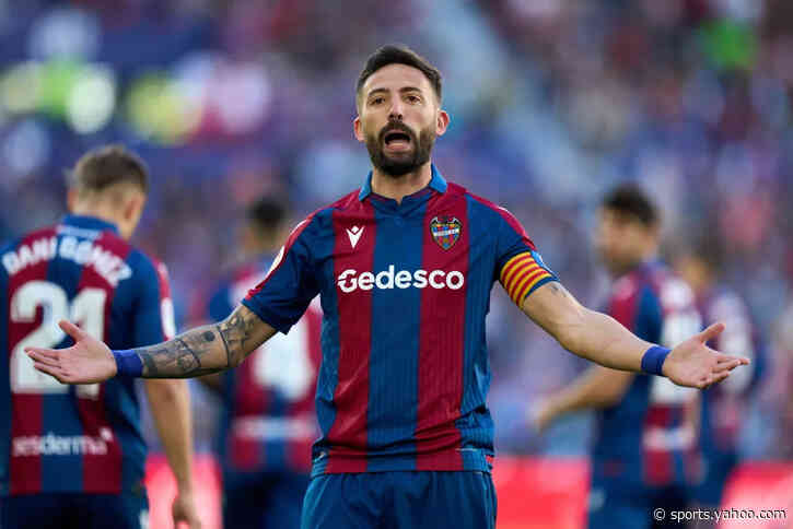 🚨 A Spanish football icon lands at Oviedo out of the blue