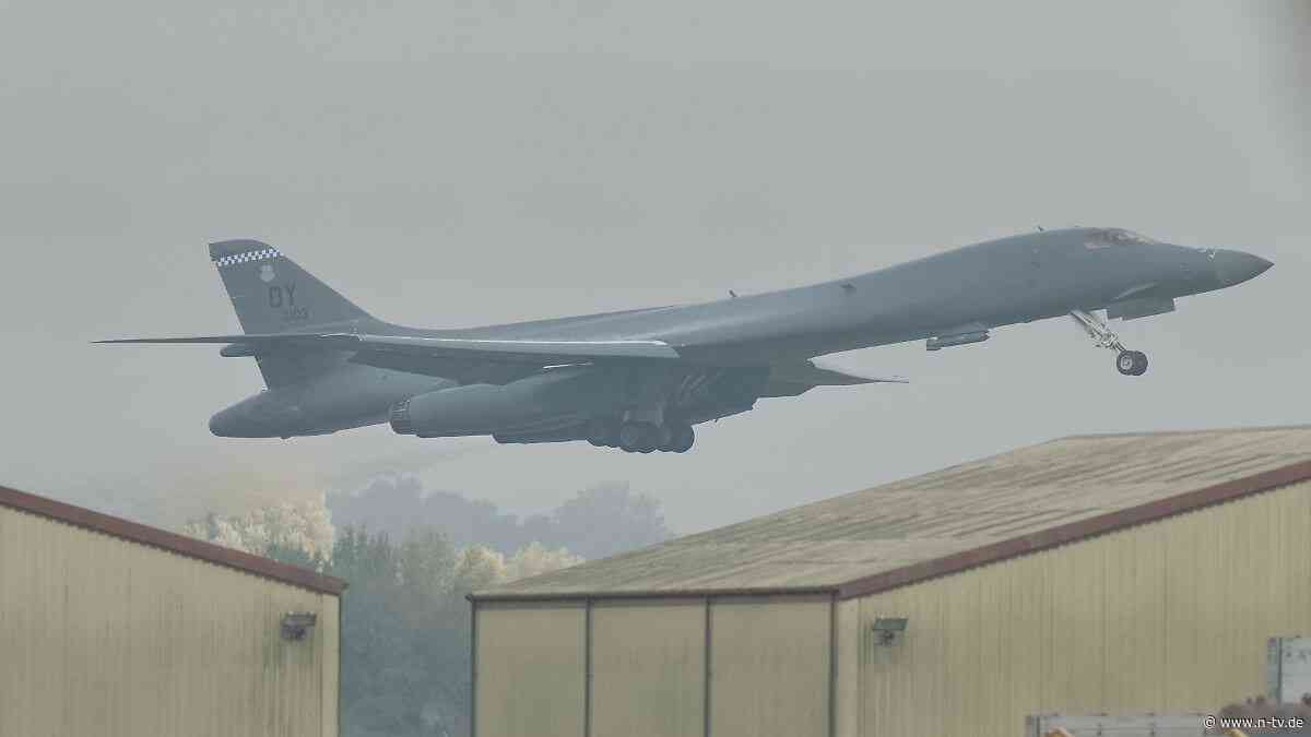 Im Visier des Iran?: USA ziehen alle Bomber von britischem Stützpunkt Fairford ab