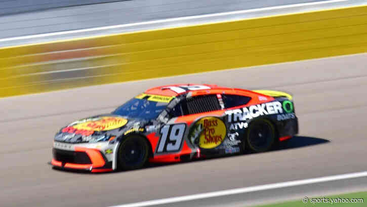 Chase Briscoe Dominates Las Vegas as Kyle Larson’s Last-Lap Charge Ends in Chaos